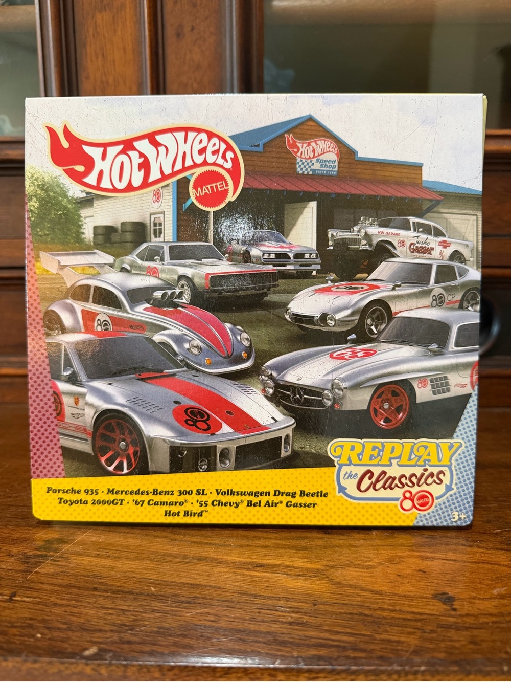 Mattel Hot Wheels Replay the Classics 80 Silver & Red Car Set